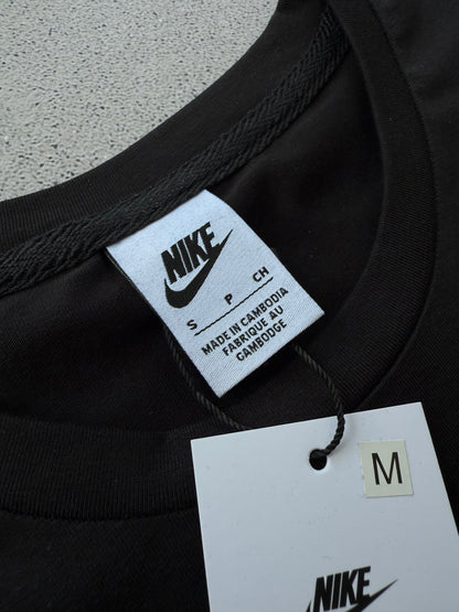 T-SHIRT + SHORTS BLACK