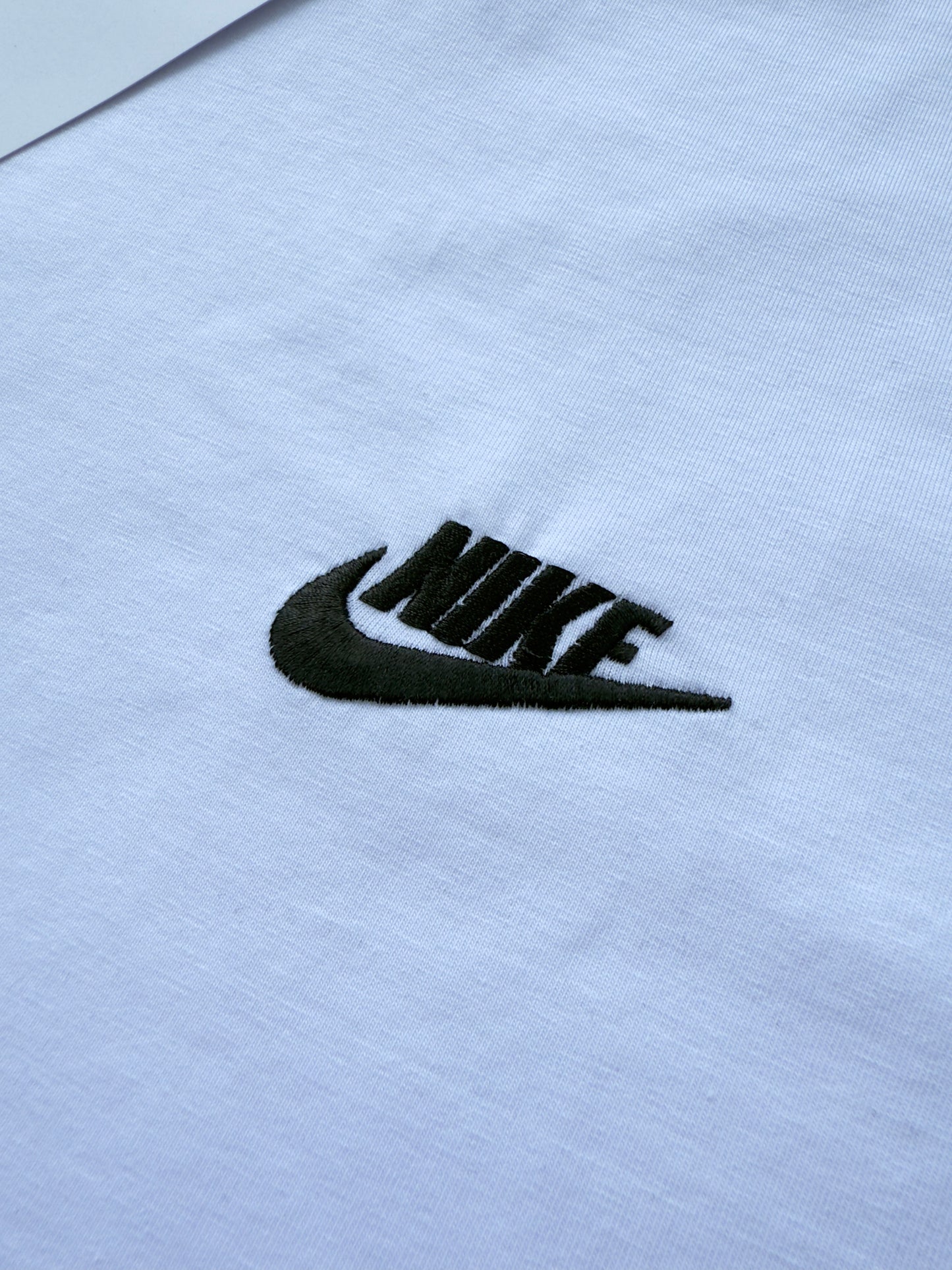 T-SHIRT + SHORTS WHITE
