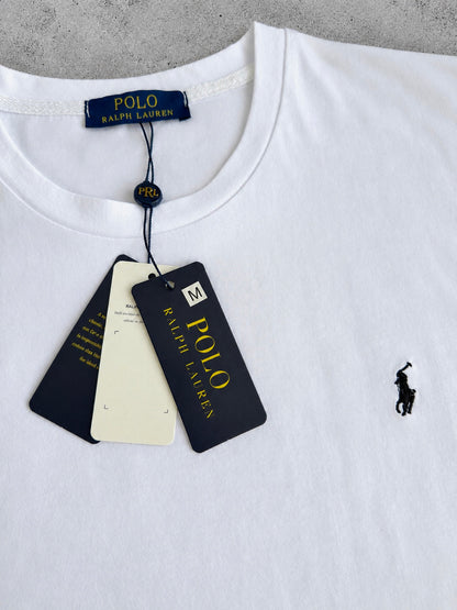 T-SHIRT + SHORTS WHITE