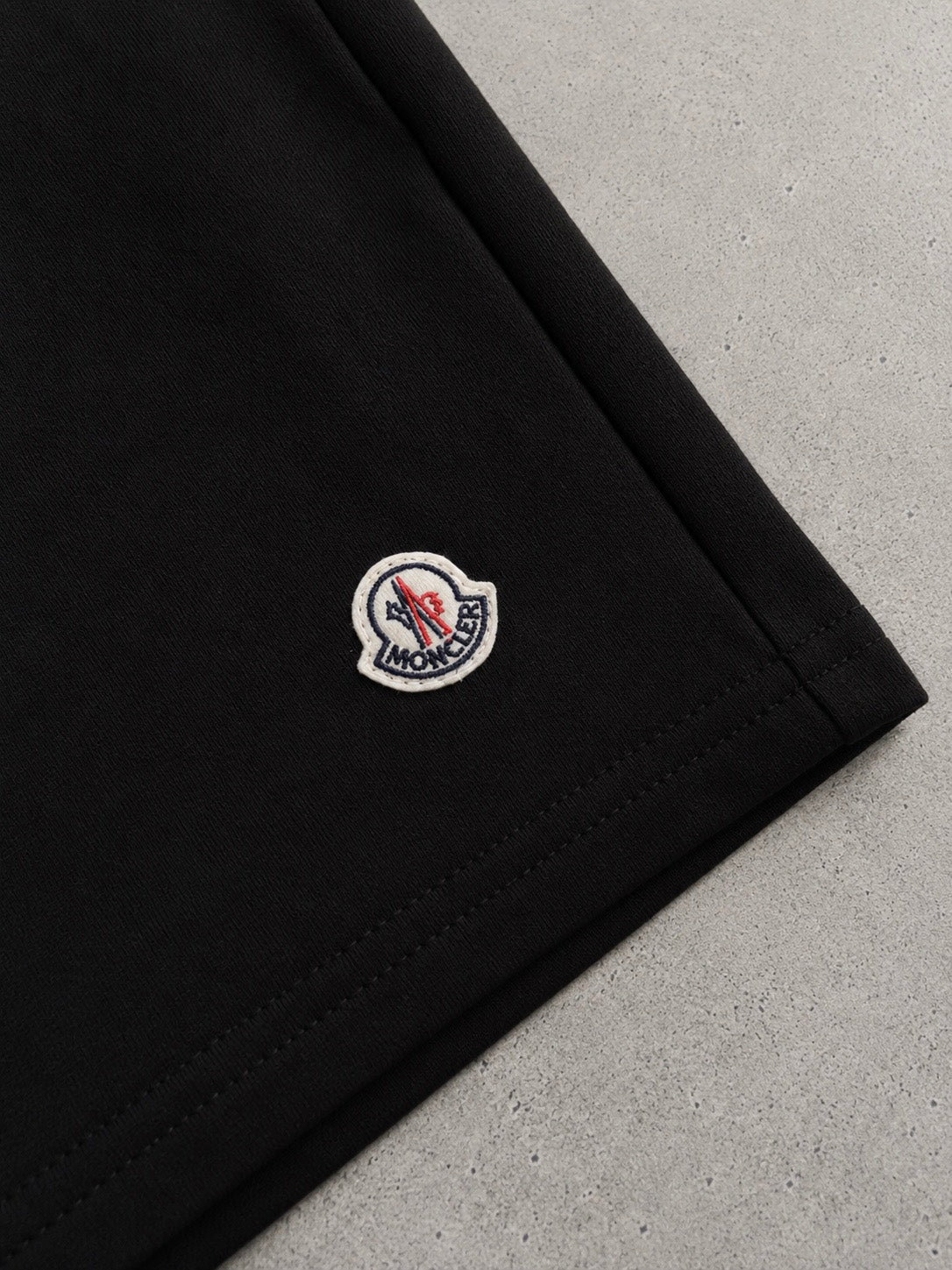 T-SHIRT + SHORTS BLACK