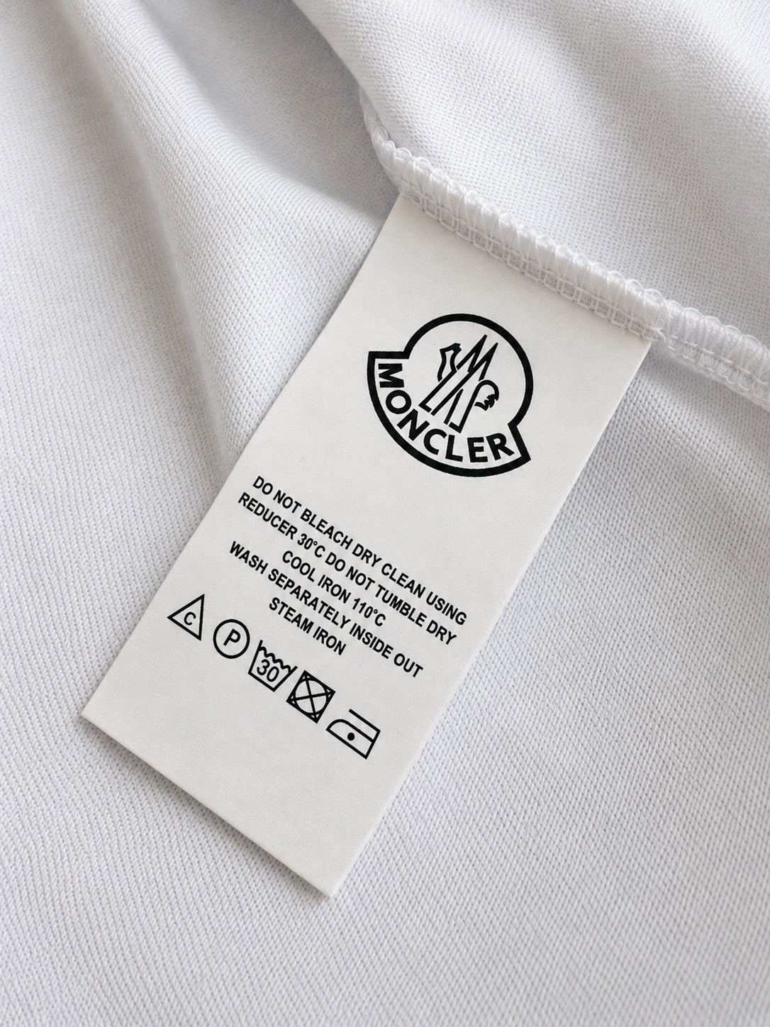 T-SHIRT + SHORTS WHITE