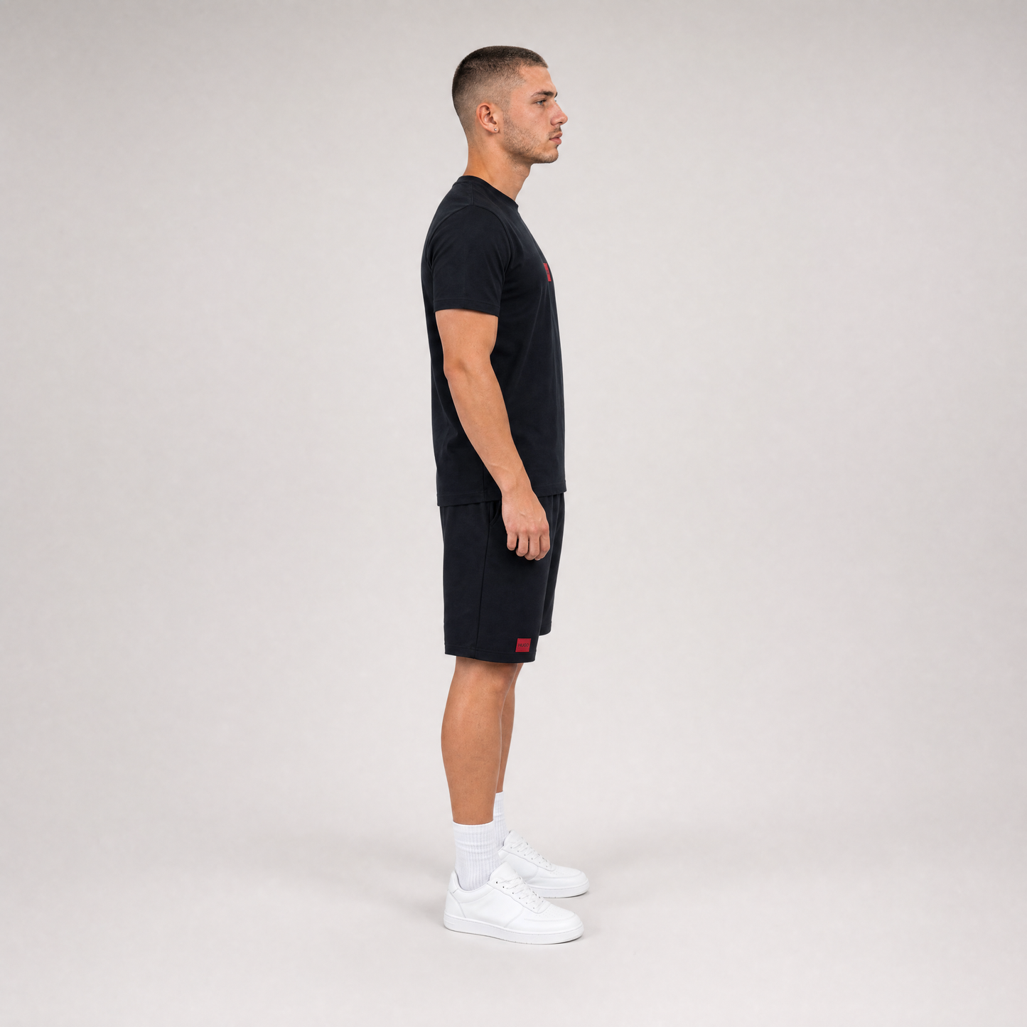 T-SHIRT + SHORTS BLACK