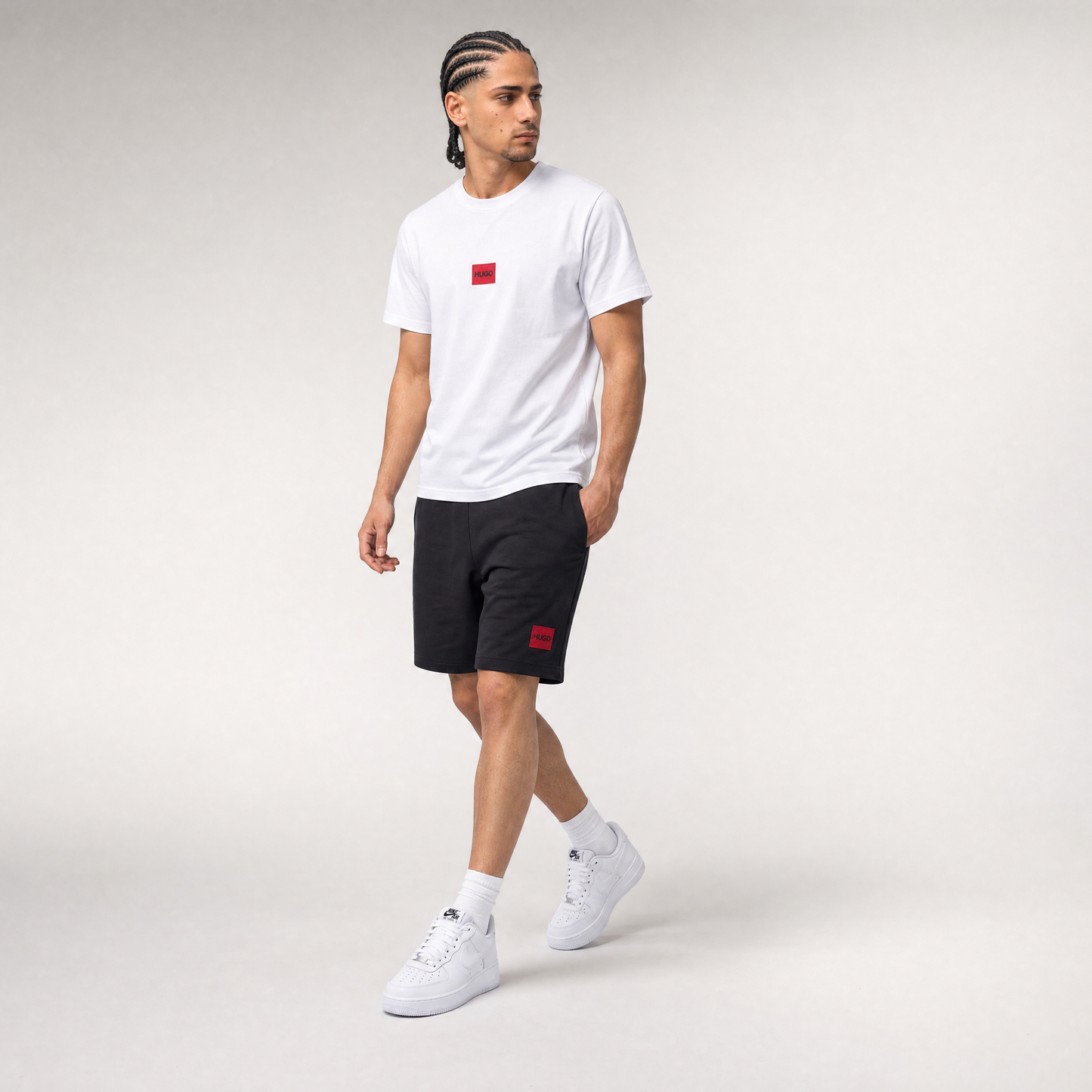 T-SHIRT + SHORTS WHITE