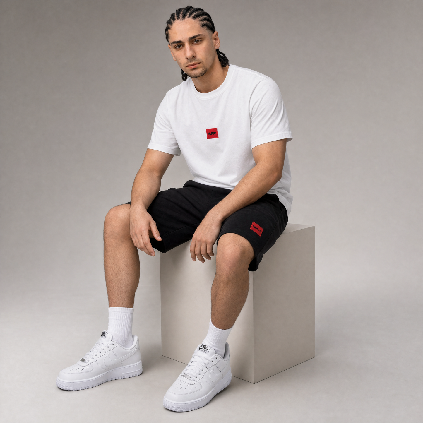 T-SHIRT + SHORTS WHITE