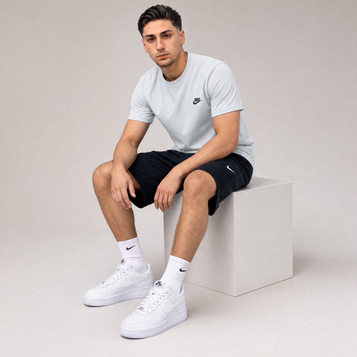 T-SHIRT + SHORTS WHITE